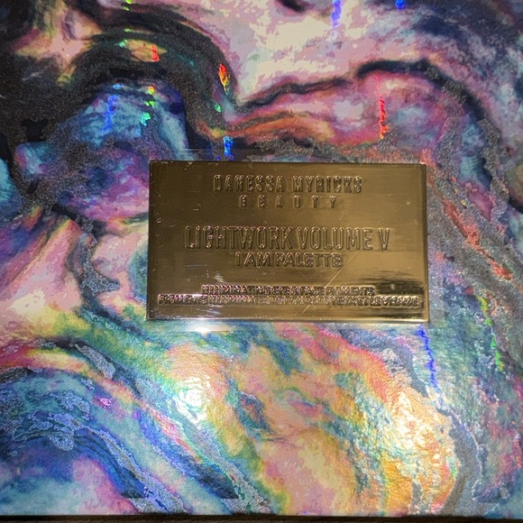 Danessa Myricks Beauty's Lightwork V I AM
Palette | Brand New In Box | Not Used - Picture 11 of 11